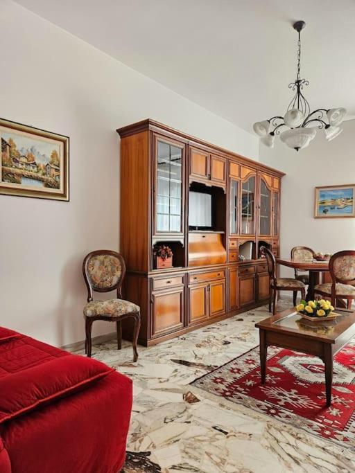 Апартаменти La Casa Di Nonna Gina Альба Екстер'єр фото